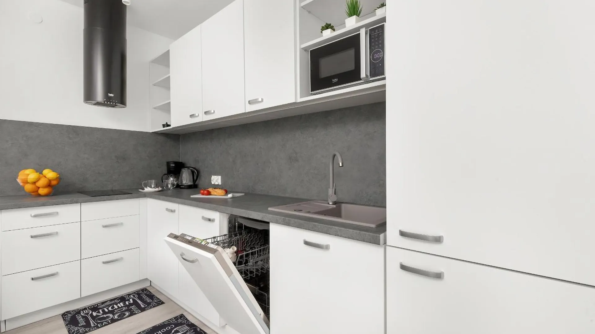 Appartement Sopockie Studio Z Parkingiem Przy Plazy I Molo By Noclegi Renters Sopot Pologne