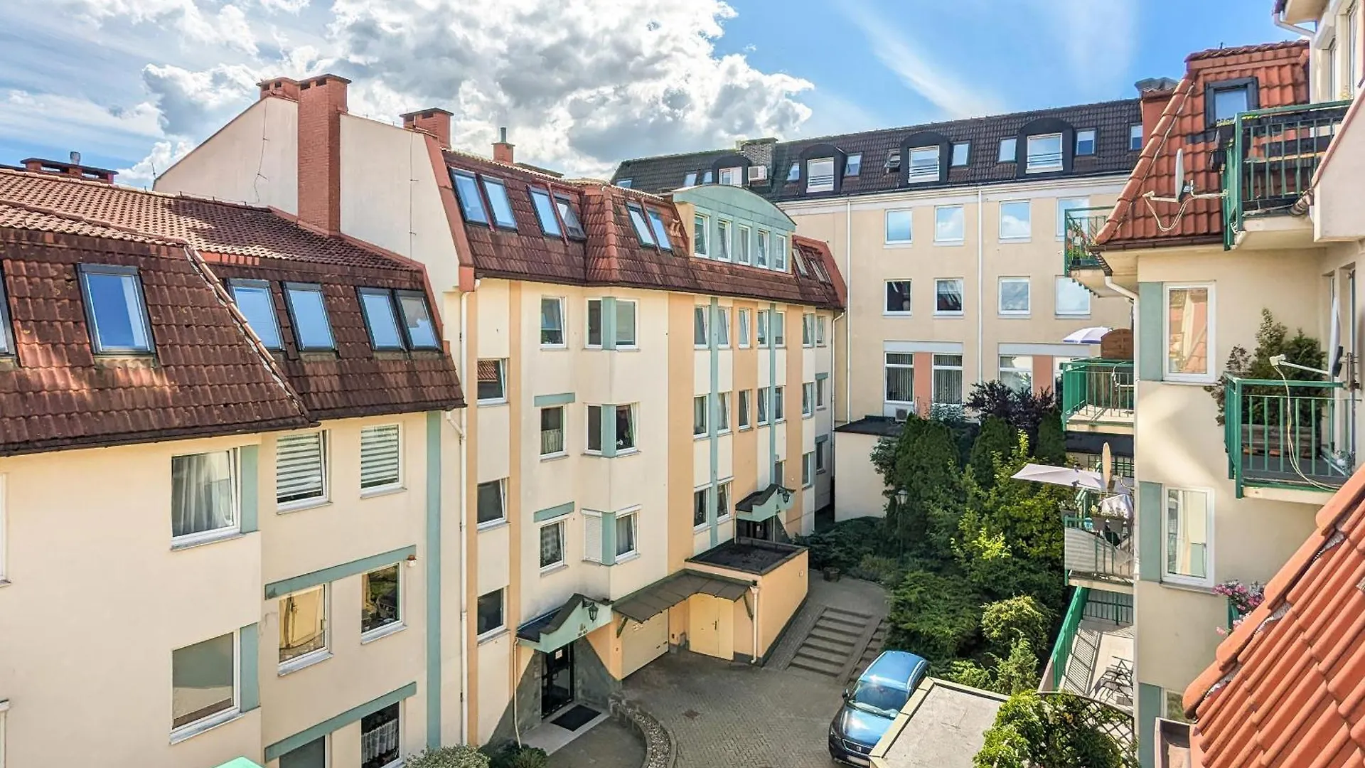 Sopockie Studio Z Parkingiem Przy Plazy I Molo By Noclegi Renters Sopot Appartement