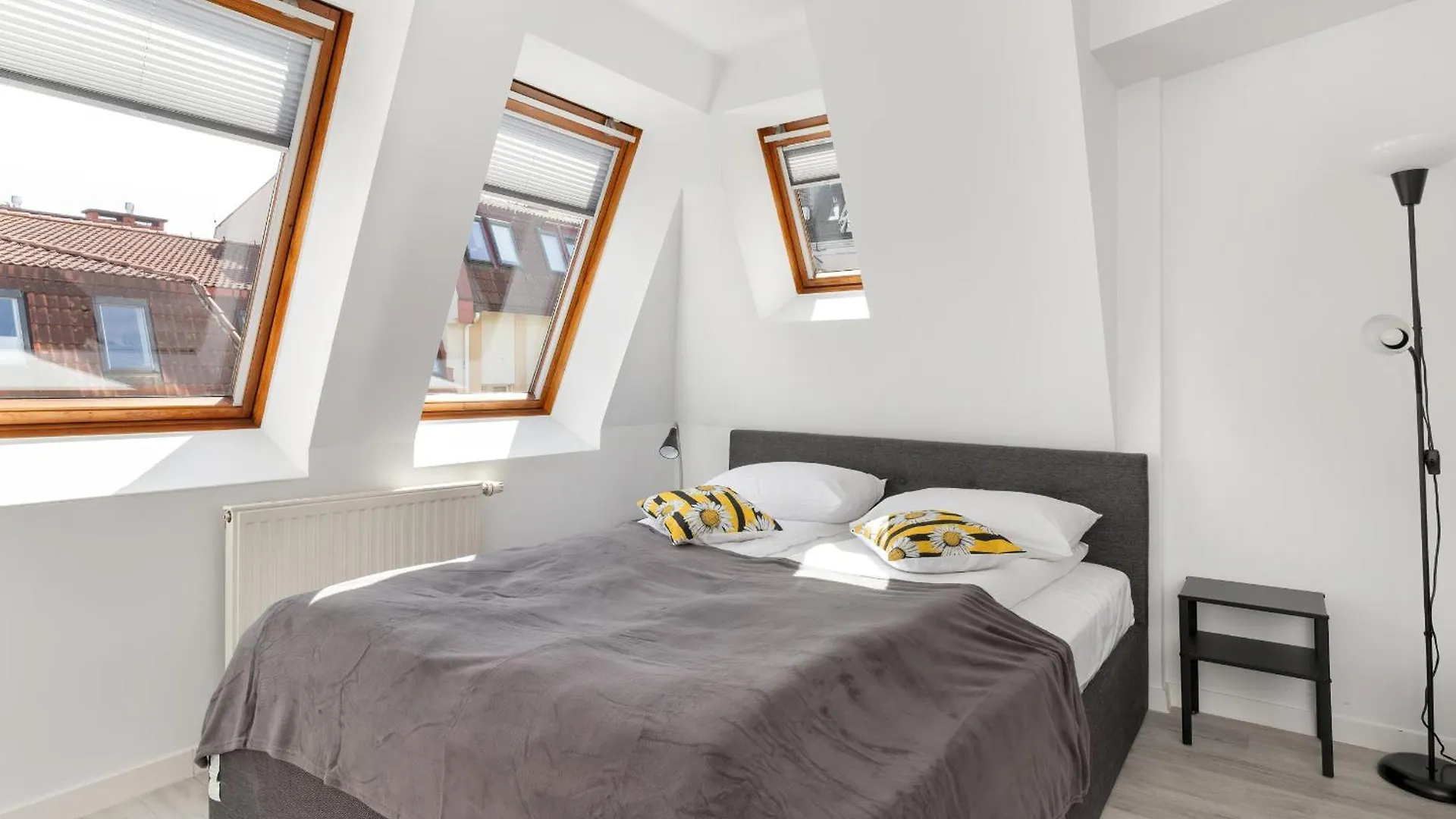 Appartement Sopockie Studio Z Parkingiem Przy Plazy I Molo By Noclegi Renters Sopot